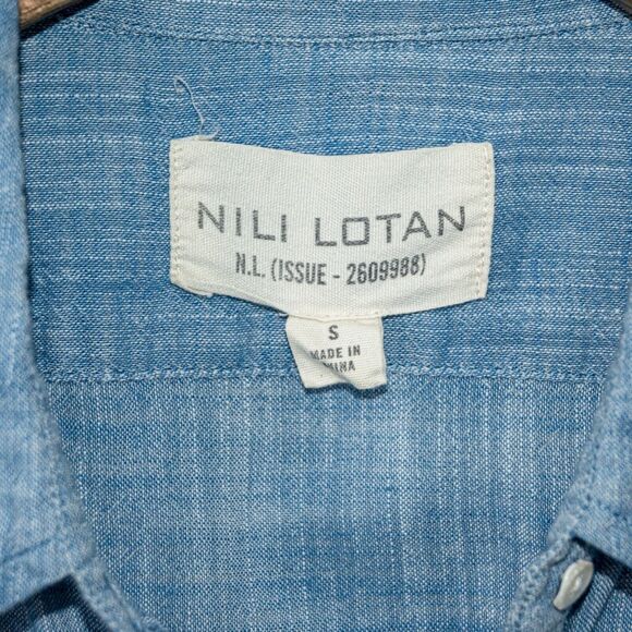 NILI LOTAN Women's Long Sleeve Button up Shirt lightweight blue cotton Sz S - Picture 2 of 7